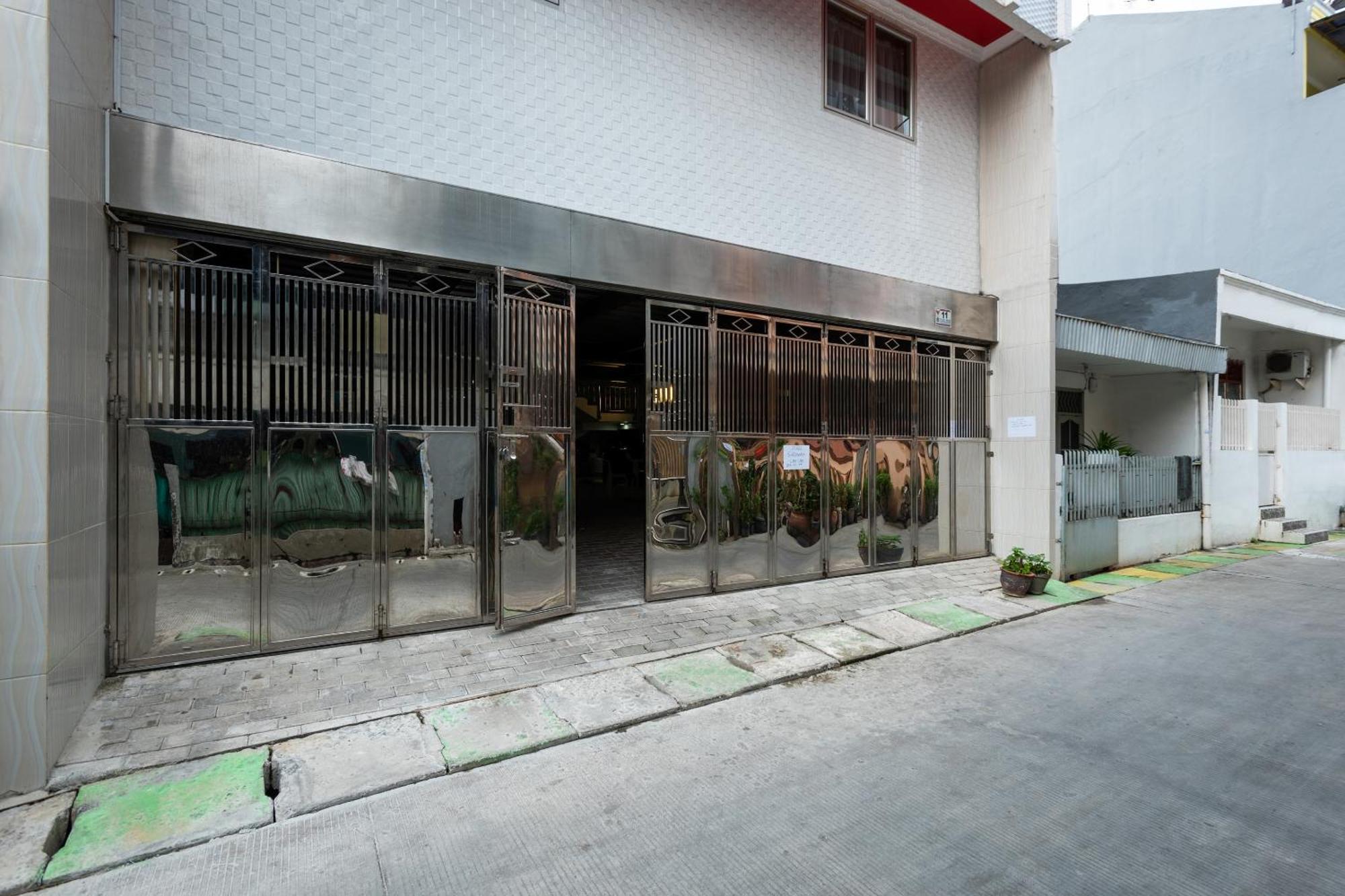 Oyo Life 3284 Pademangan 3 Residence Jakarta Eksteriør billede